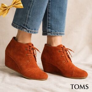 Toms Suede Wedge Ankle Booties Rust Orange Size 9.5